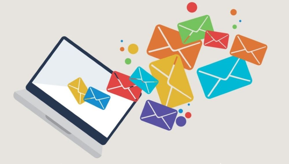 Advantages of sending mass emails on Google Sheets
